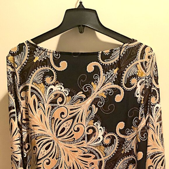 Style & Co - Abstract gold, black & silver long-sleeved top, Size L, poly blend - Picture 3 of 7